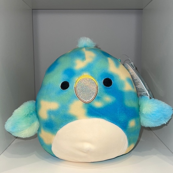 Squishmallows Omari the Parrot 💙 - Picture 1 of 3